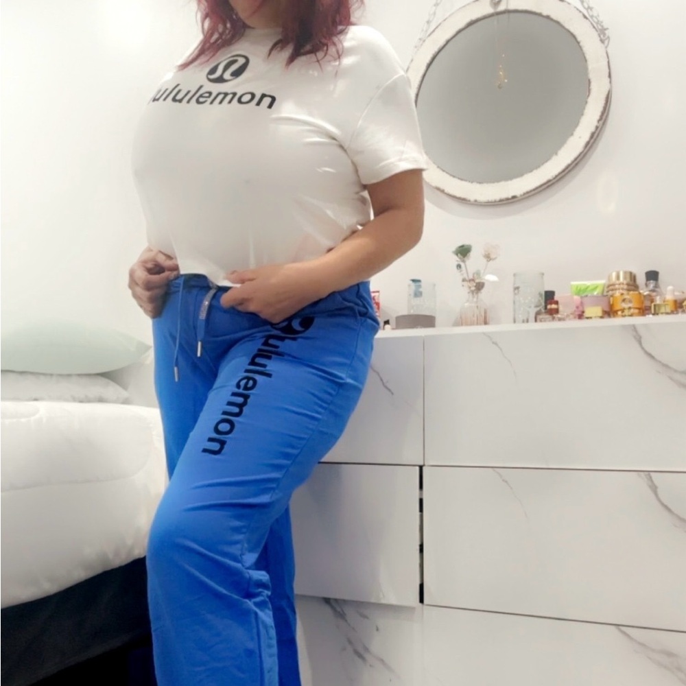 Lululemon White Tee and Blue Pants Set